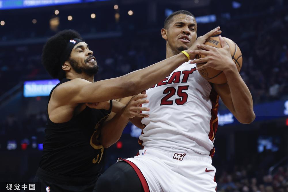 他们再次巩 他们再次巩